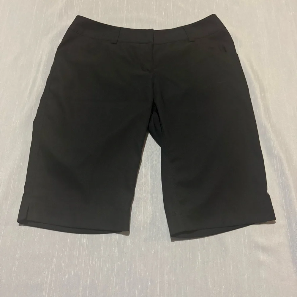Adidas Climalite Bermuda Golf Shorts Women’s Size 2 Black Performance‎ Stretch